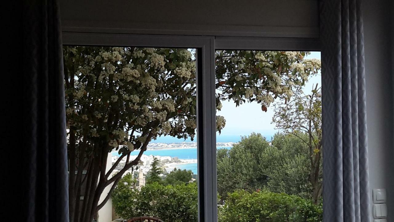 아르테미다 Harris Elegant House Superb View Near Airport 아파트 외부 사진